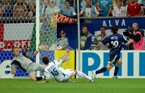 2006世界杯 小组赛第2轮 阿根廷（6-0）塞黑 梅西世界杯首球