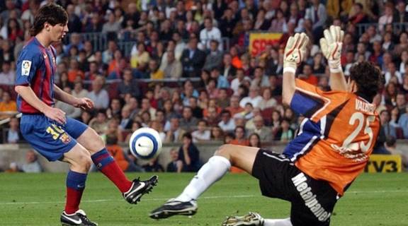 【经典比赛】04/05赛季 西甲第34轮 巴塞罗那（2-0）阿尔巴塞特 梅西巴萨生涯首球