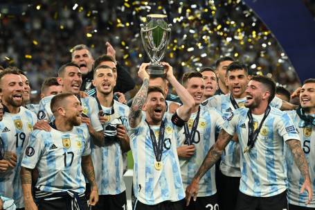 2022欧美超级杯 意大利（0-3）阿根廷 梅西2助攻获全场最佳